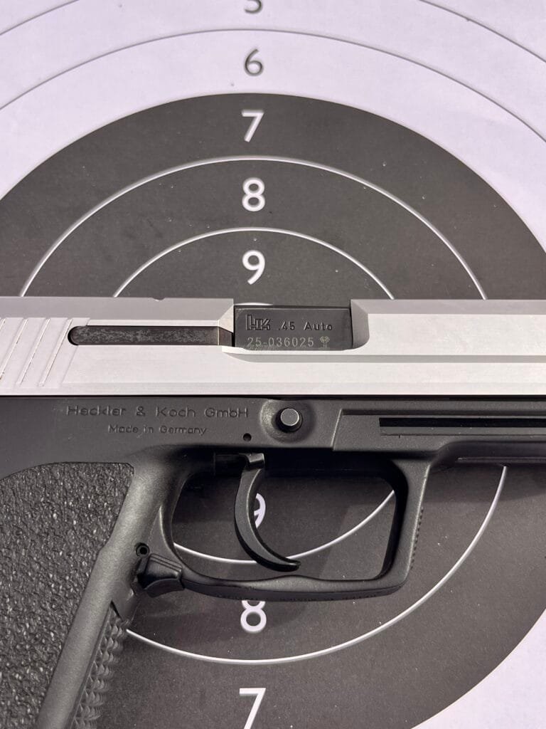 Niemiecki pistolet H&K - Heckler & Koch USP  kaliber .45 ACP — zdjęcie 3 z 4