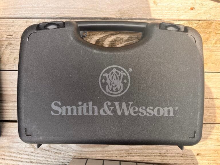 Pistolet S&W Smith & Wesson MP22 kaliber .22LR — zdjęcie 6 z 6