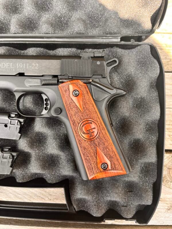 Pistolet Chiappa 1911 - kaliber .22LR — zdjęcie 4 z 6