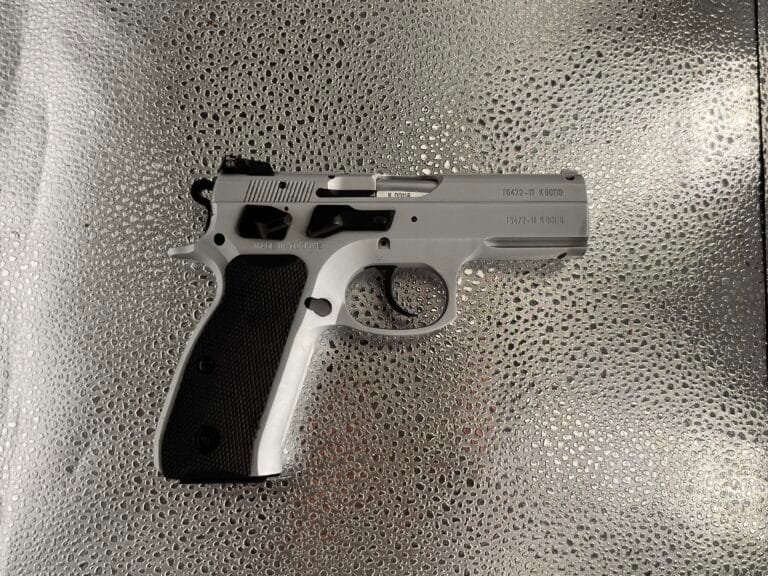 Canik Stingray | 9x19mm | Stan bardzo dobry — zdjęcie 2 z 3