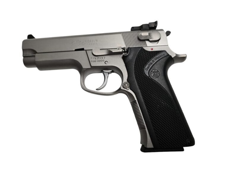 Smith & Wesson Model 4006 | Stan bardzo dobry — zdjęcie 3 z 4