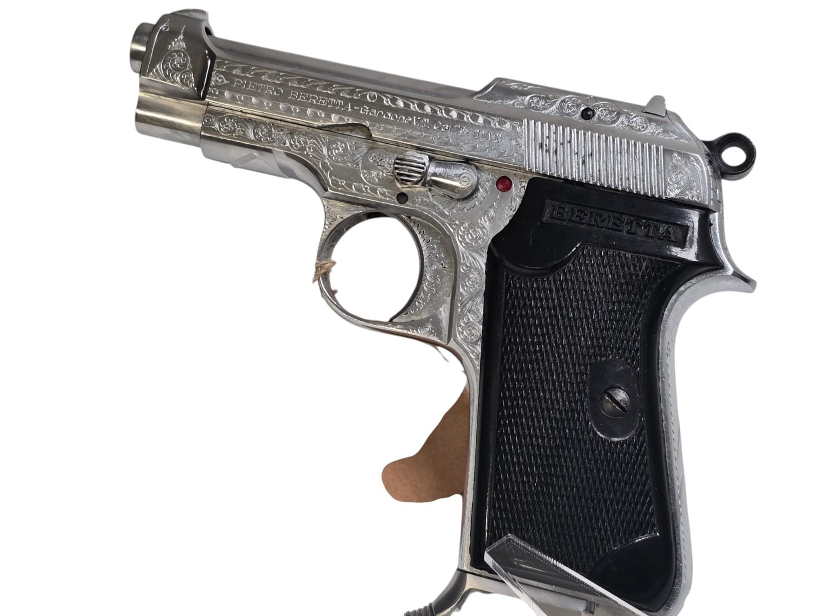 Pistolet Beretta 1935 BIS chromowany z grawerunkami