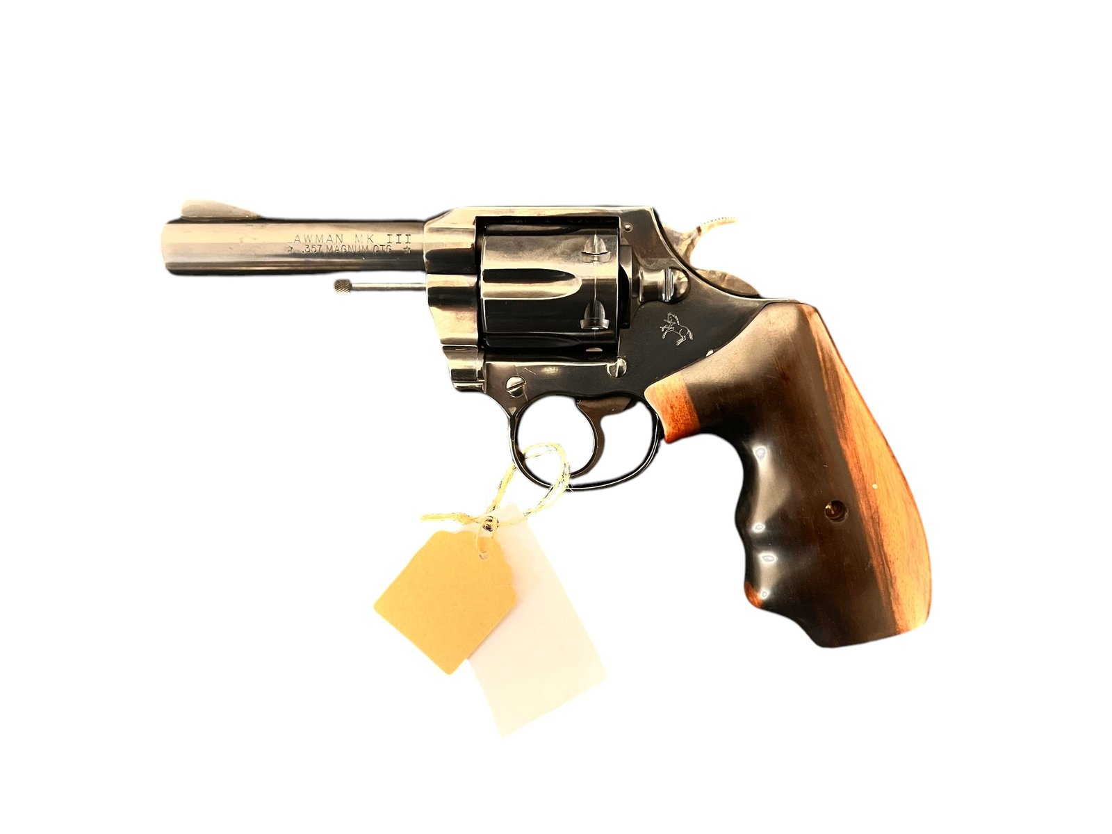 Rewolwer Colt Lawman Mk III kaliber .357 Magnum z drewnianymi okładzinami w stanie bardzo dobrym