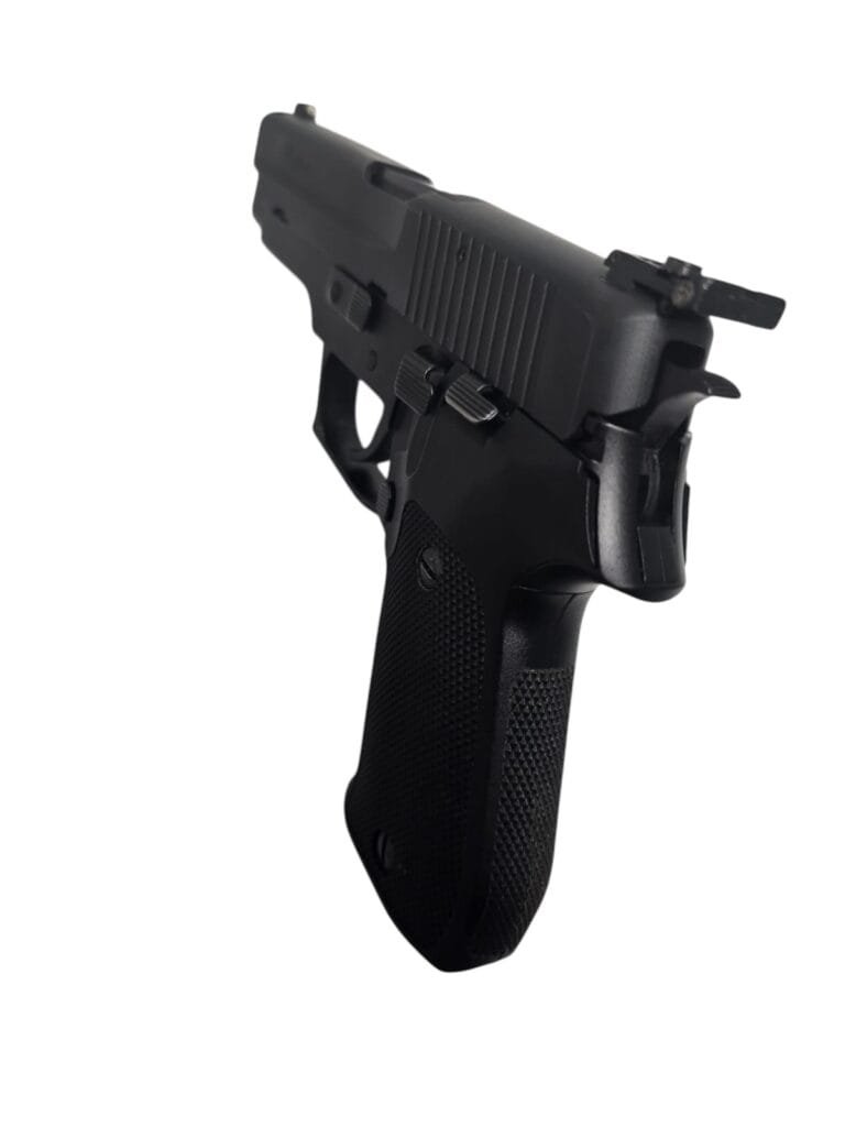 Sig Sauer P220 | Stan bardzo dobry - — zdjęcie 3 z 7