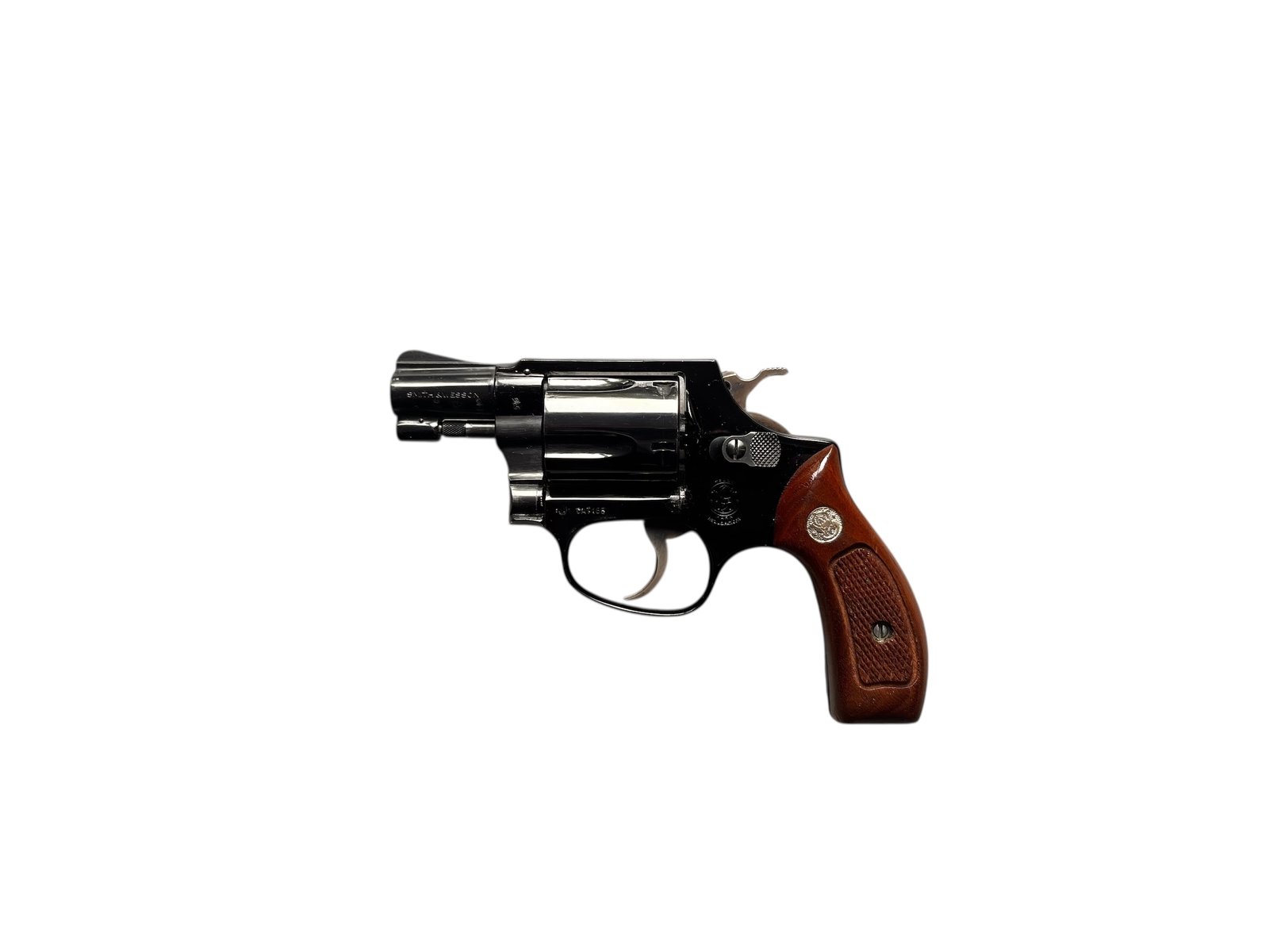 Rewolwer Smith & Wesson Model 37 Airweight .38 Special z 1977 roku