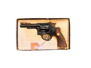 Rewolwer Beretta Tenax .38 Special z pudełkiem