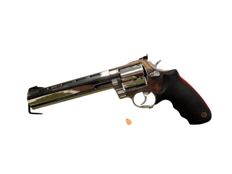Taurus Raging Bull | Stan bardzo dobry — zdjęcie 4 z 6