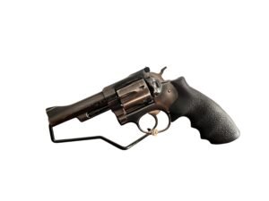 Rewolwer Ruger Security Six w kalibrze .357 Magnum z okładzinami Hogue na sprzedaż w sklepie w Borowej.