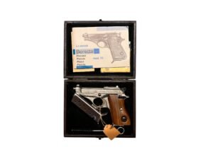 Kolekcjonerski pistolet Beretta 70 Luxus, ręcznie grawerowany, na sprzedaż w sklepie w Borowej.