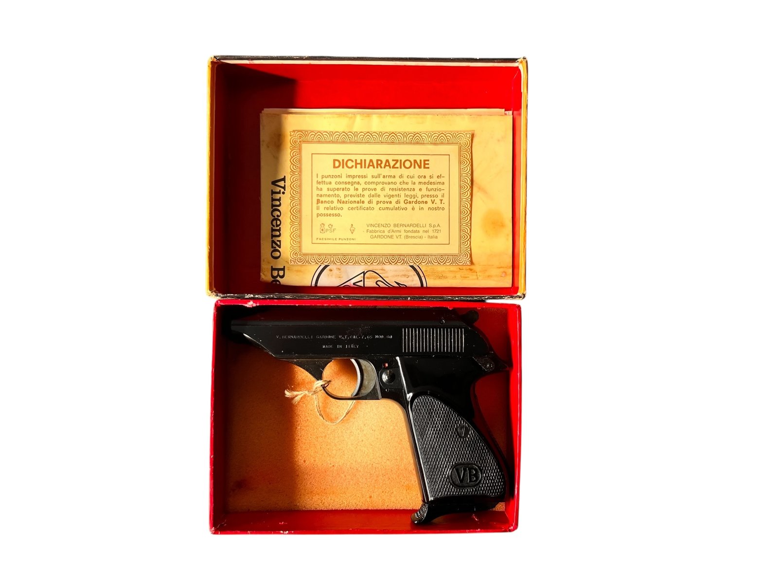 Pistolet Bernardelli 60 kaliber 7,65 Browning w oryginalnym pudełku z certyfikatem.