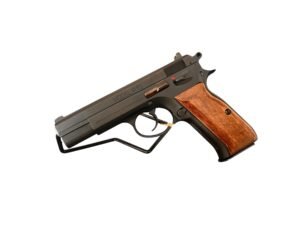 Pistolet Tanfoglio P19 w kalibrze 9mm Luger, w pełni stalowa konstrukcja.