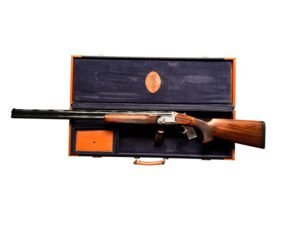 Strzelba sportowa Fabarm Axis Trap kaliber 12/76 z wysoką szyną celowniczą.