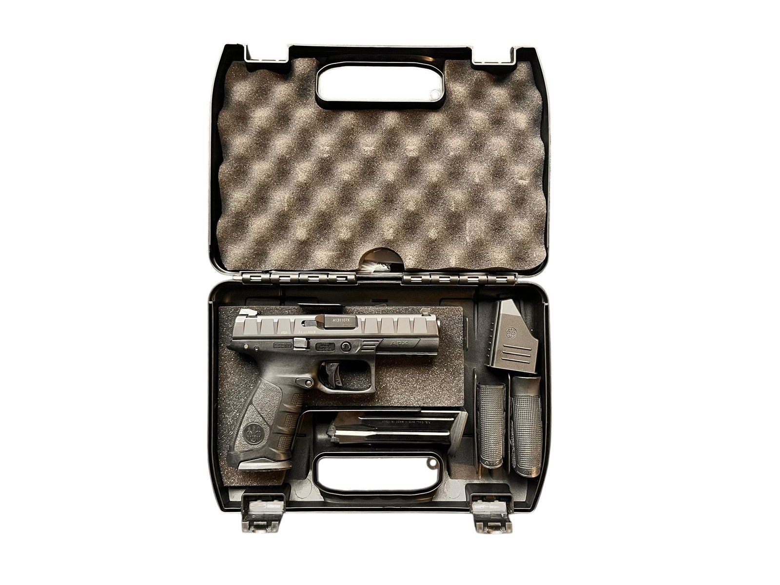 Pistolet Beretta APX 9x19mm w bardzo dobrym stanie.