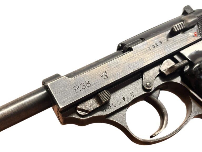 Walther P38 z 1943 roku | Stan dobry - — zdjęcie 3 z 9