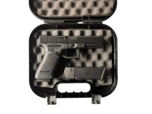 Pistolet Glock 21 w kalibrze .45 ACP, w oryginalnym pudełku.