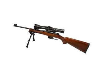 Karabin CZ 527 Carbine w kalibrze 7,62x39 z lunetą i bipodem.