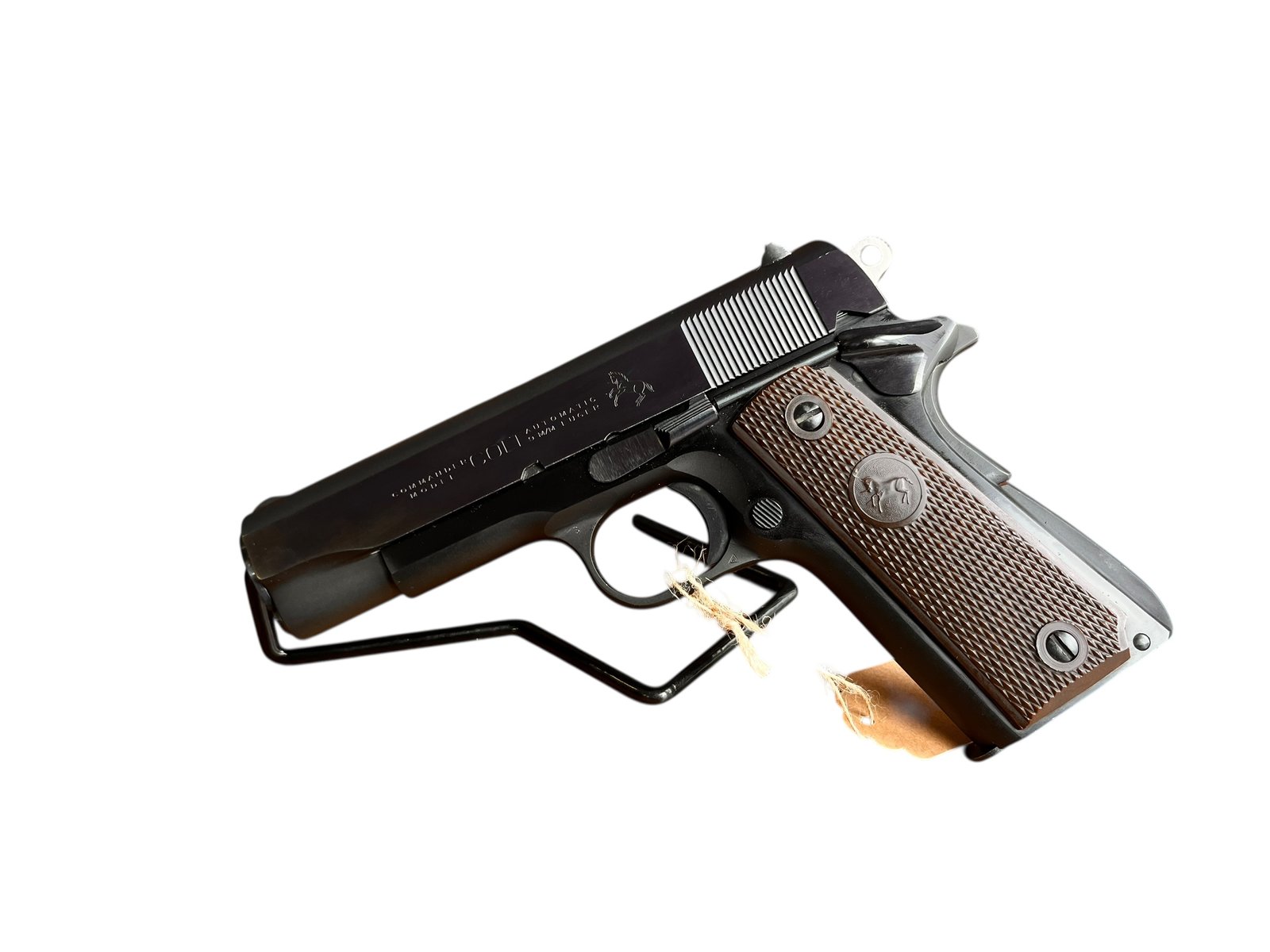 Używany pistolet Colt Commander 9x19 mm, klasyczna platforma 1911.
