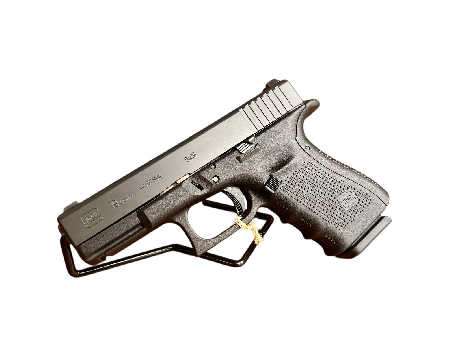 Używany pistolet Glock 19 Gen 4 w kalibrze 9x19 mm.