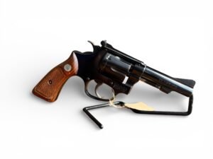 Używany rewolwer Smith & Wesson 51 w kalibrze .22 Magnum.