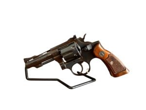 Używany rewolwer Llama w kalibrze .22 LR.