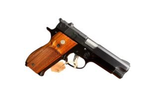 Smith & Wesson 39-2 | Stan bardzo dobry - — zdjęcie 4 z 7