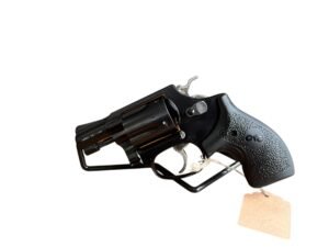 Smith & Wesson 37-2 z laserem | Stan bardzo dobry — zdjęcie 5 z 7