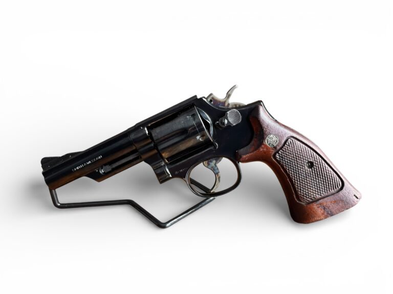 Smith & Wesson 19-4 4” | Stan dobry - — zdjęcie 3 z 7