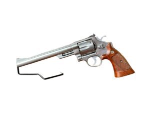 Rewolwer Smith & Wesson 629-1 Inox w potężnym kalibrze .44 Magnum.