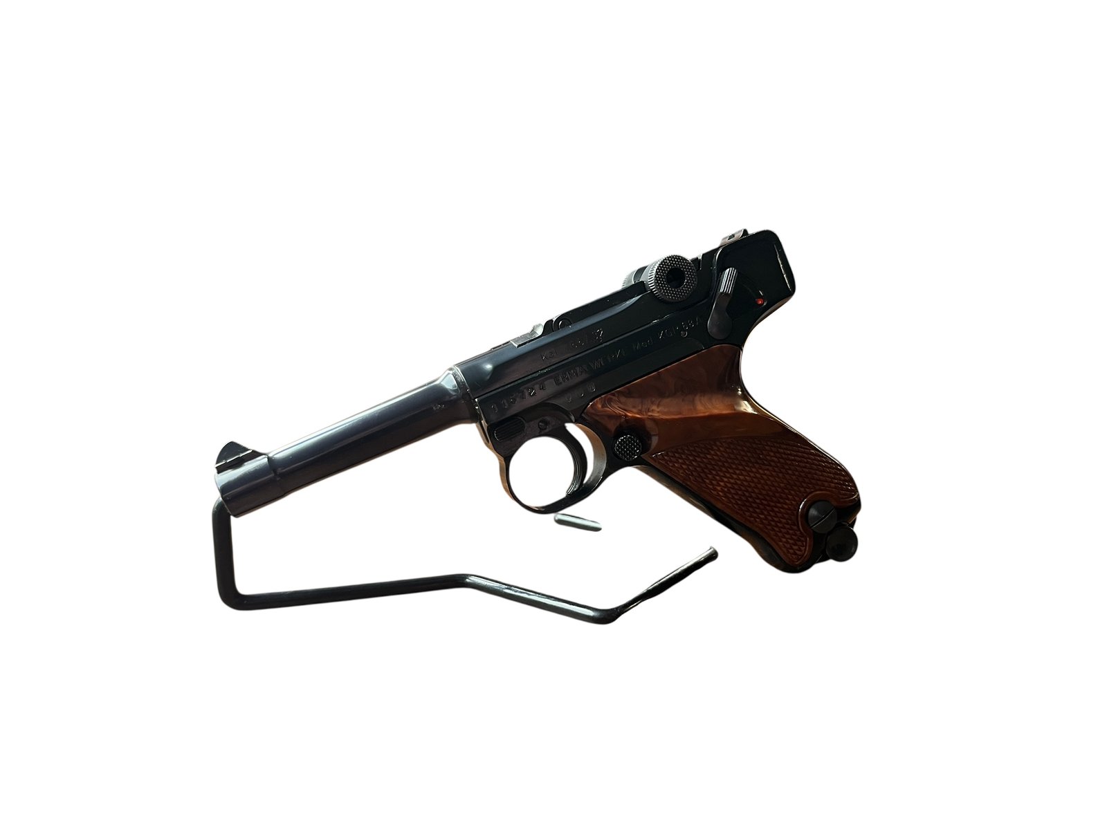 Pistolet samopowtarzalny Erma KGP-68 A w kalibrze 7,65mm, z charakterystycznym zamkiem kolankowo-dźwigniowym jak w Lugerze P.08.