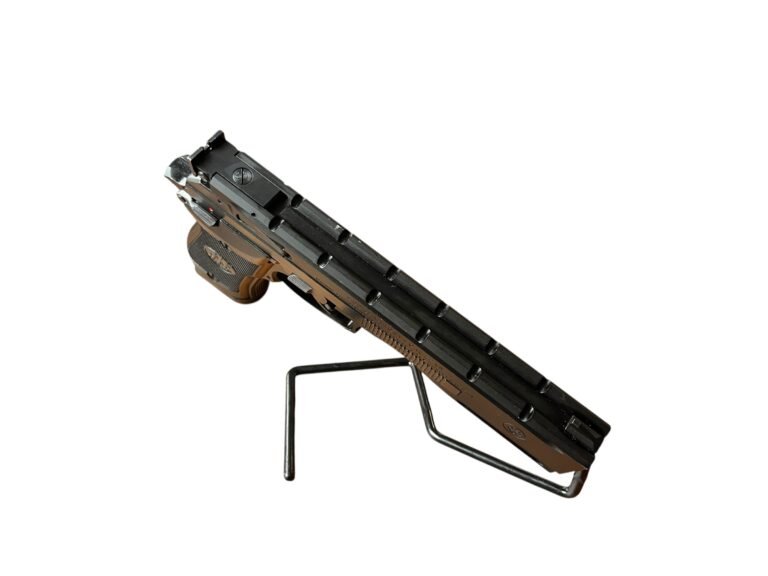 Beretta 87 Target | Stan bardzo dobry — zdjęcie 5 z 9
