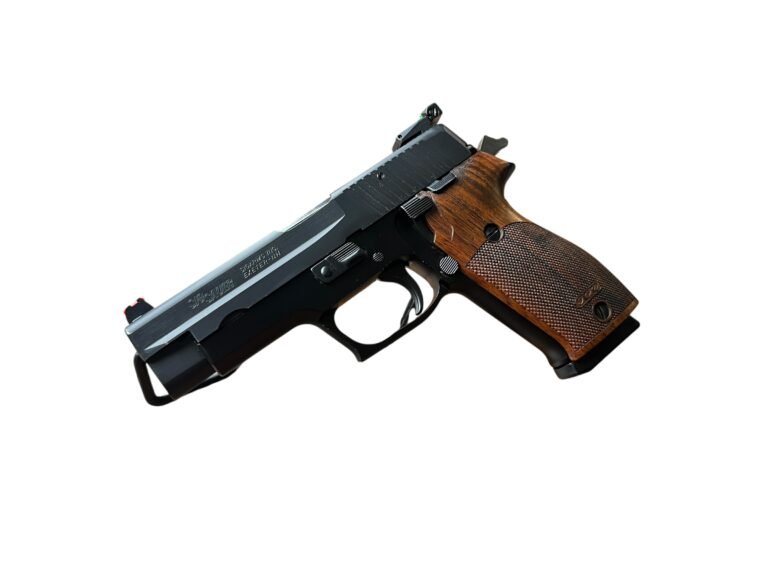Sig Sauer P220 | Stan bardzo dobry — zdjęcie 8 z 8