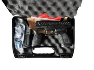 Pistolet samopowtarzalny Beretta APX A1 Compact w kalibrze 9x19 mm w stanie nowym