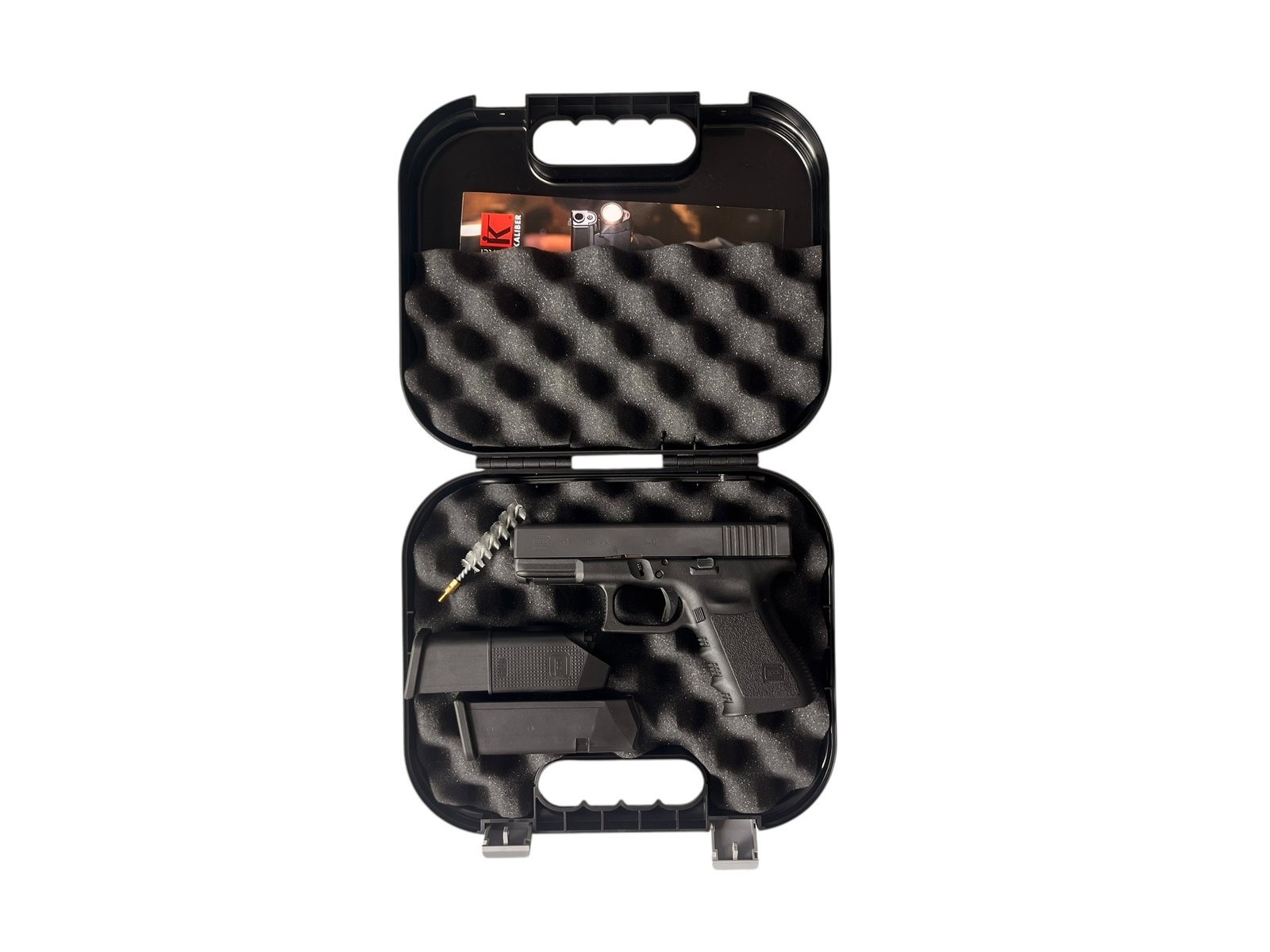 Tekst alternatywny: Pistolet Glock 19 Gen 3 Brasil w kalibrze 9x19mm z akcesoriami