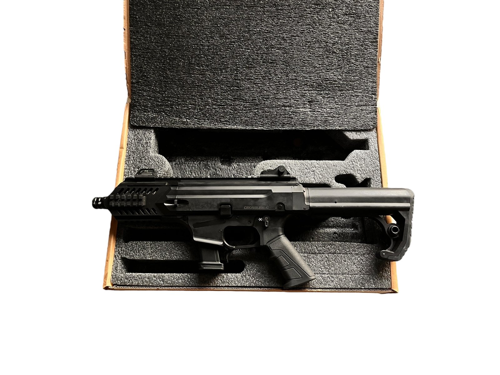 Celik Arms Crossline C kaliber 9x19 mm z regulowaną kolbą