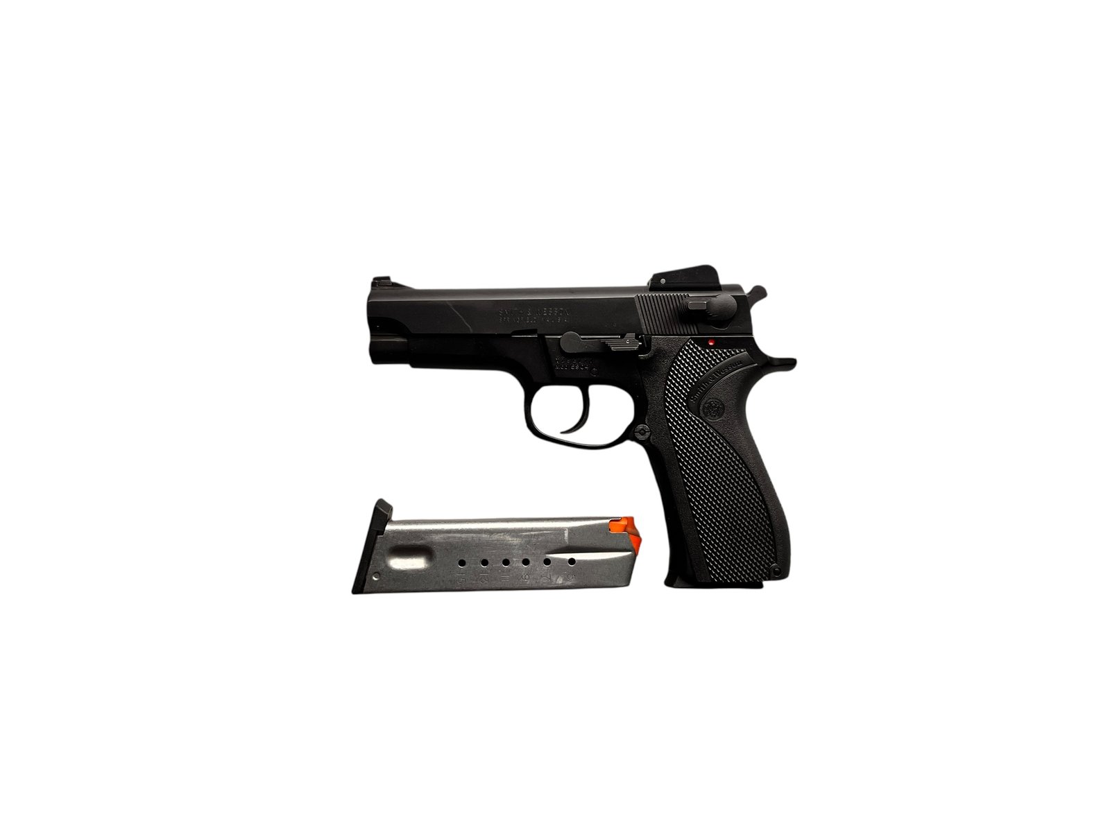 Pistolet Smith & Wesson 5904 kaliber 9×19 mm