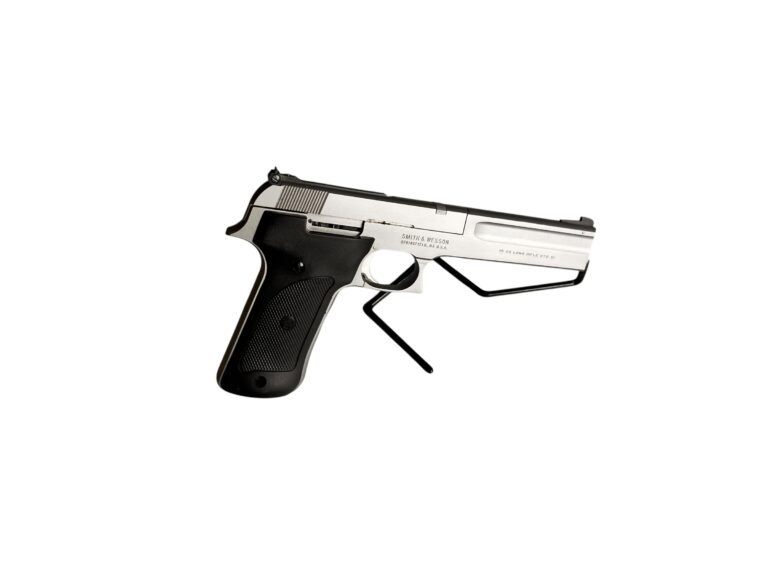 Smith & Wesson 2206 | Stan Bardzo dobry - — zdjęcie 4 z 8